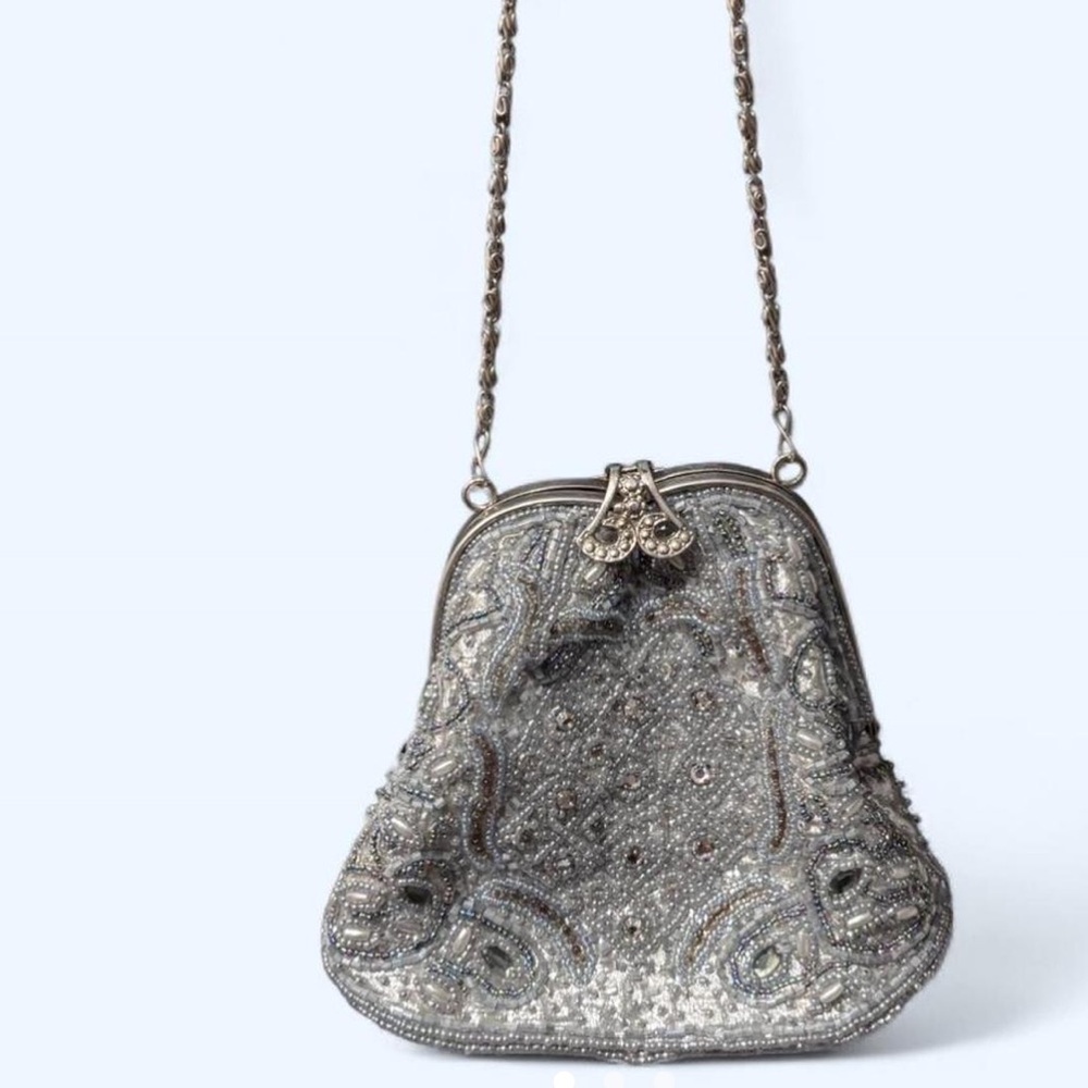 American Vintage Silver Beaded Evening Clutch